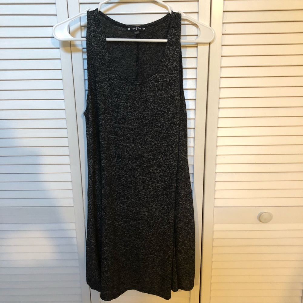 Short flowy grey